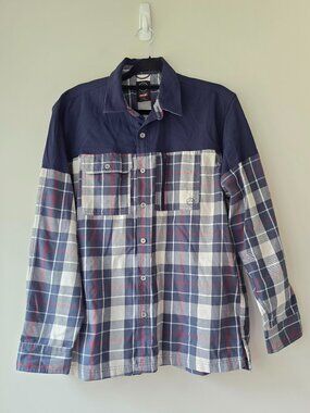 WRANGLER Men's ATG Overlay Flannel Button Down Shirt | Large | Navy Blue Pocket